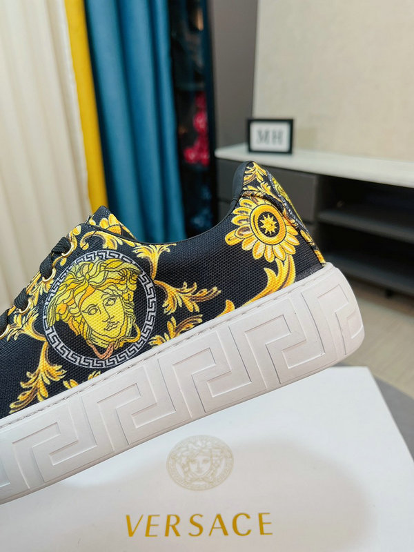 Versace Shoes Mens ID:20221011-183